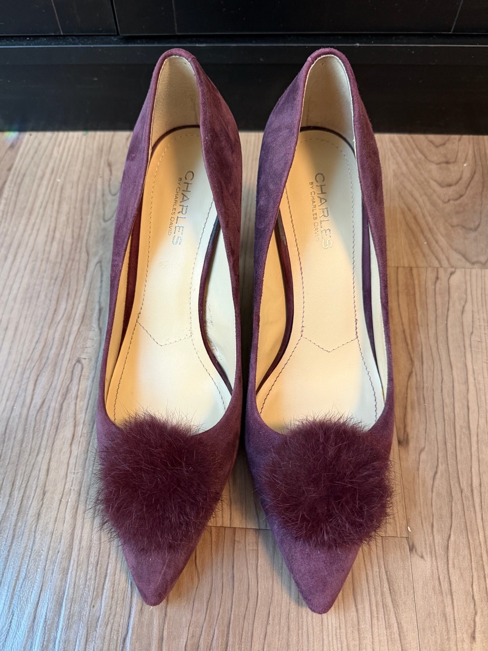 Charles By Charles David Burgundy Suede Pom-Pom Pumps Size 10